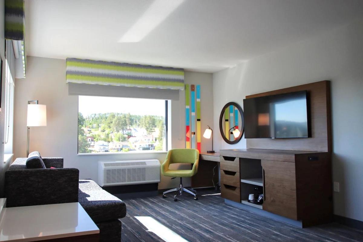 Hampton Hotel